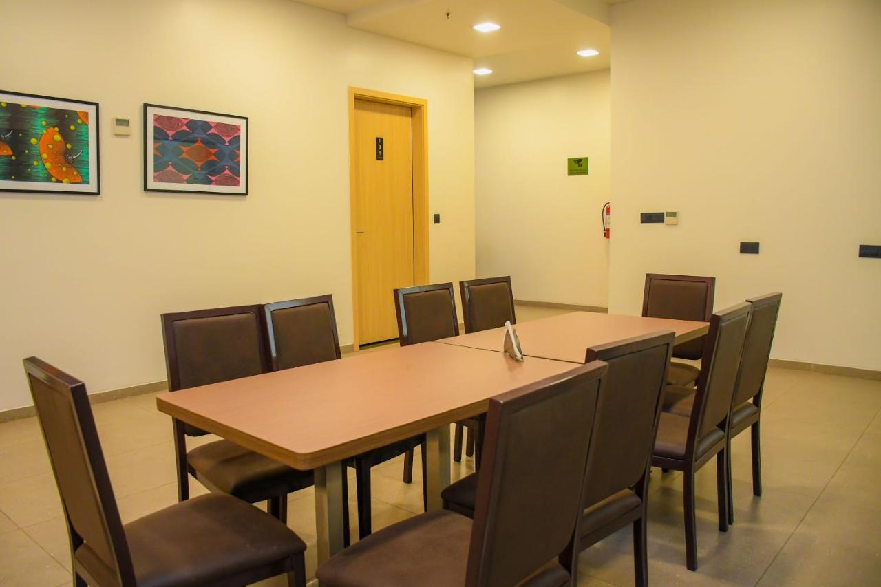 Aqua Inn Hotel Kinshasa Eksteriør billede